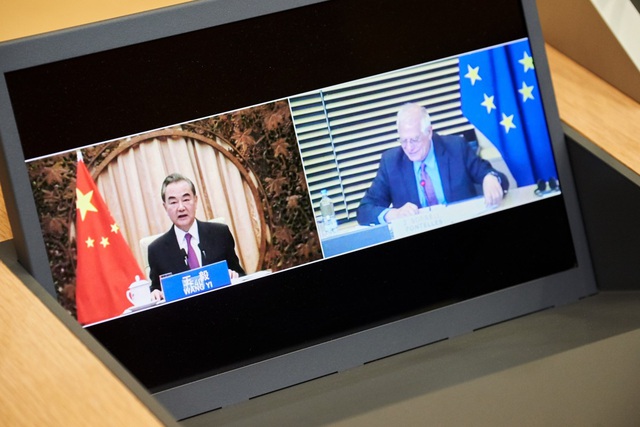 Hình ảnh cuộc họp trực tuyến giữa các Bộ trưởng ngoại giao Trung Quốc và EU hôm 9/6.