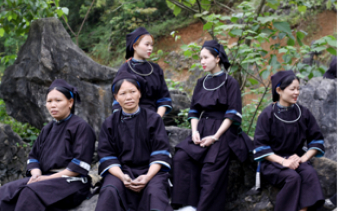 Cẩm nang du lịch: Trang phục của các dân tộc ở Cao Bằng
