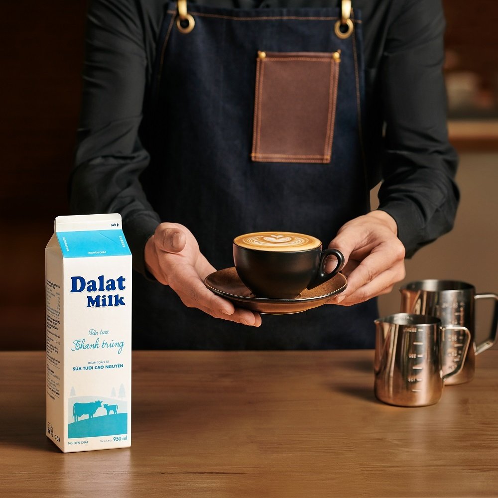 Sữa tươi Dalatmilk thanh trùng đã thuyết phục hoàn toàn những “bếp trưởng pha chế” ở các hệ thống cà phê, trà sữa, nhà hàng, resort lớn ở Việt Nam.