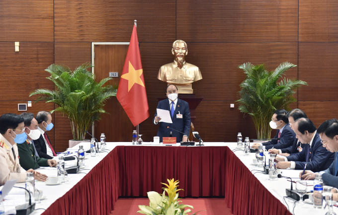 Thủ tướng Chính phủ Nguyễn Xuân Phúc phát biểu tại cuộc họp. Ảnh: VGP.
