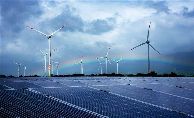 Việt Nam đứng thứ 3 trong khu vực về chuyển đổi năng lượng tái tạo. Ảnh minh họa: TTXVN