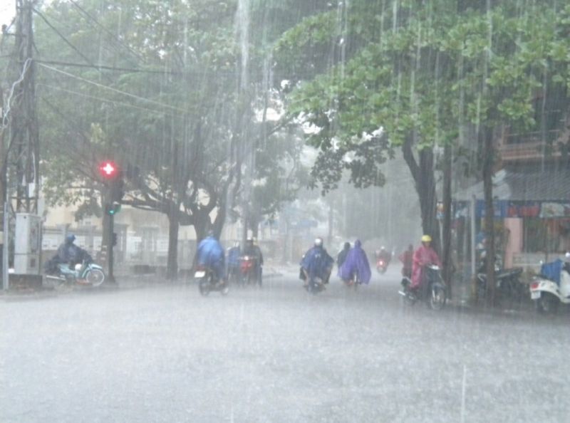 Dự báo thời tiết ngày mai 19/8: Hà Nội thấp nhất 24 độ C; có lúc mưa rào