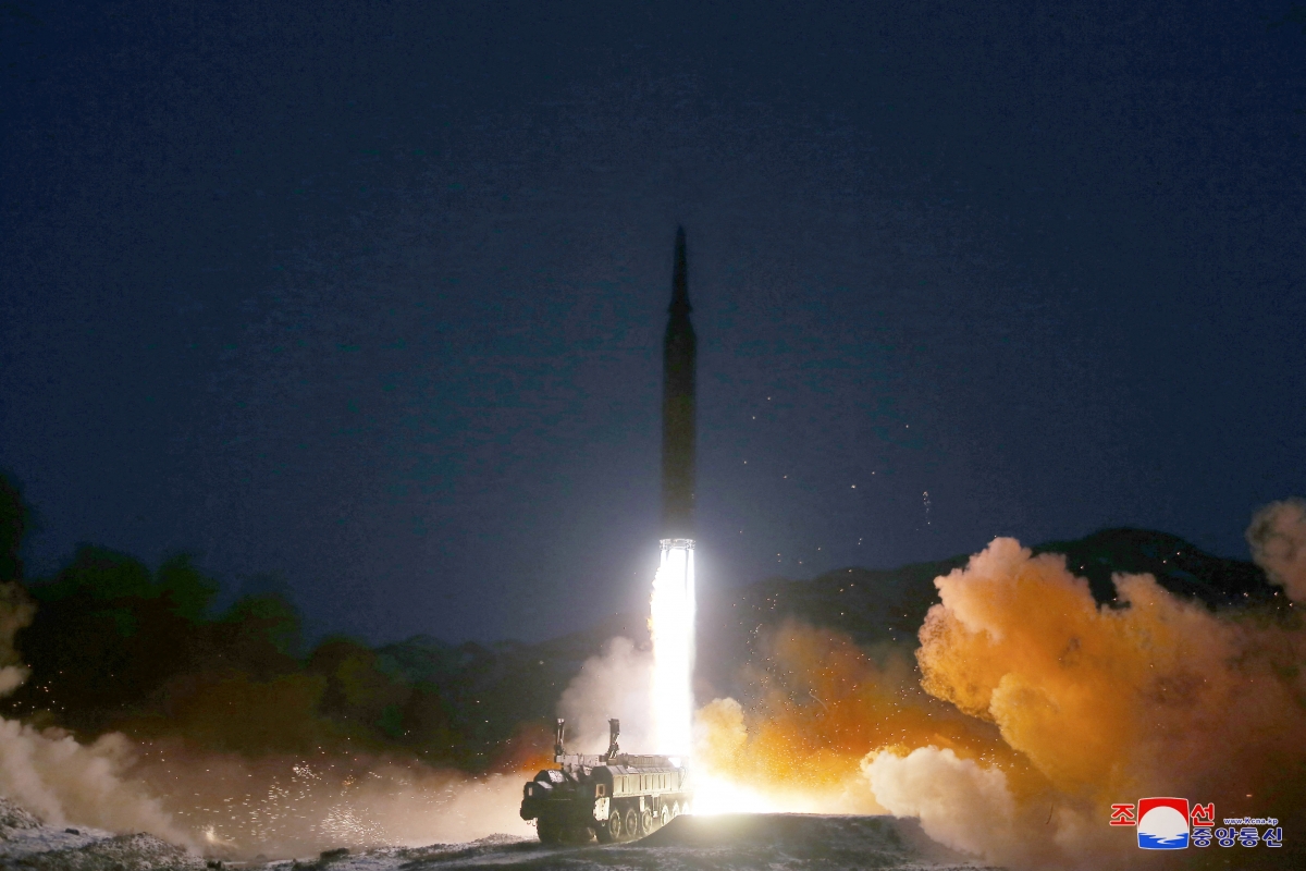  Triều Tiên thử tên lửa. Ảnh: Reuters