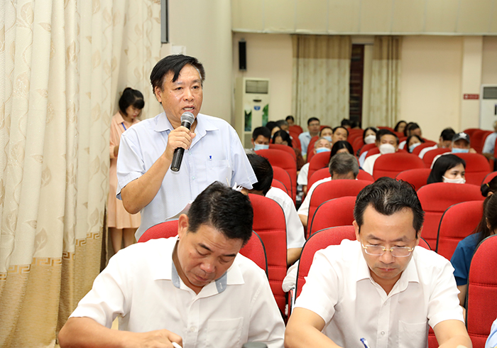  Cử tri quận Nam Từ Liêm phát biểu tại hội nghị
