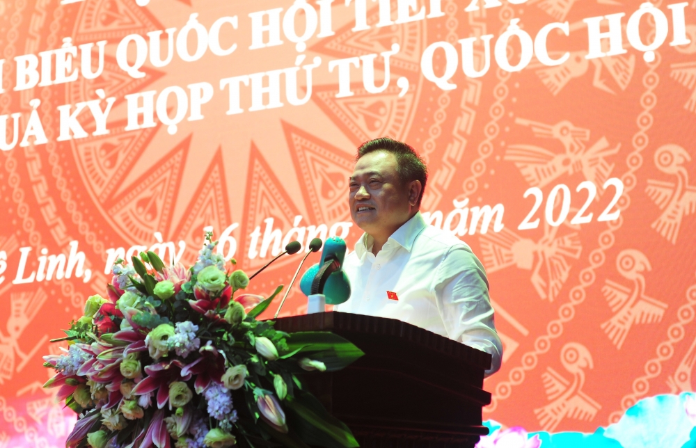  Chủ tịch UBND Thành phố Trần Sỹ Thanh cùng các đại biểu Quốc hội thành phố Đơn vị bầu cử số 10 tiếp xúc cử tri.