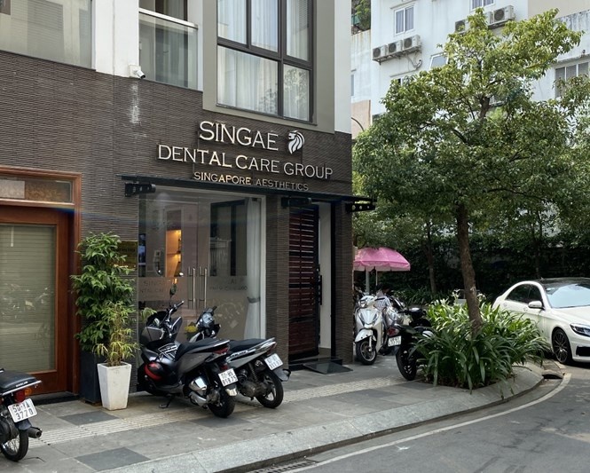 Phòng khám nha khoa Singae Dental Care Group Singapore Aesthetics tại số nhà 29 đường số 8, khu Z756, phường 12, quận 10 (TP.HCM).