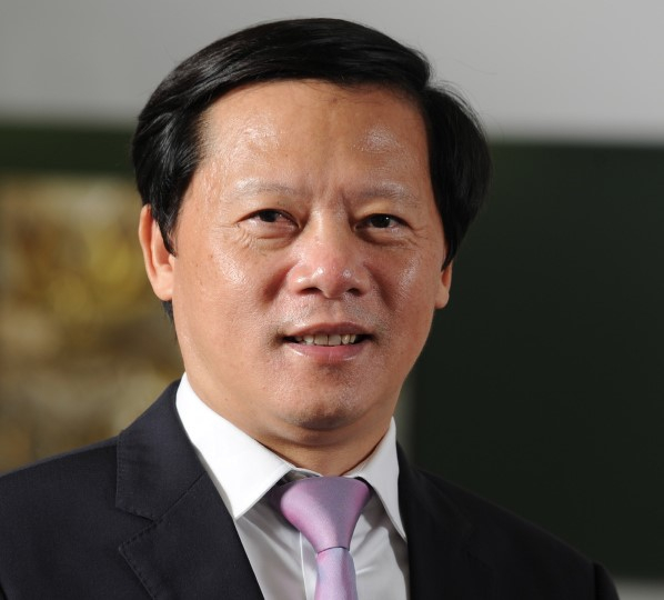 Tại Đại hội cổ đông thường niên của Công ty CP Du lịch Hương Giang diễn ra vào ngày 31/5/2019, cổ đông thống nhất đưa ông Vũ Quang Hội khỏi danh sách thành viên HĐQT.