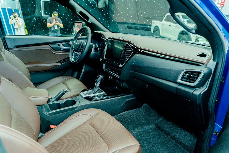 Isuzu D-MAX-all-New-2021-xe-ban-tai-2