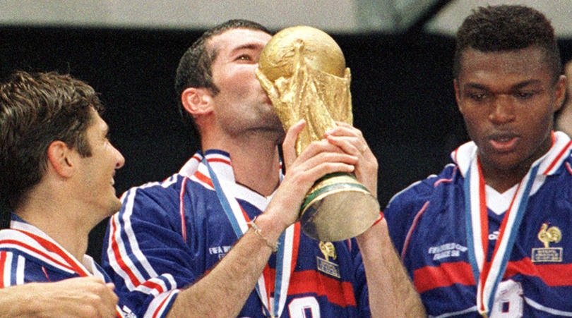 zidane_1998_trophy