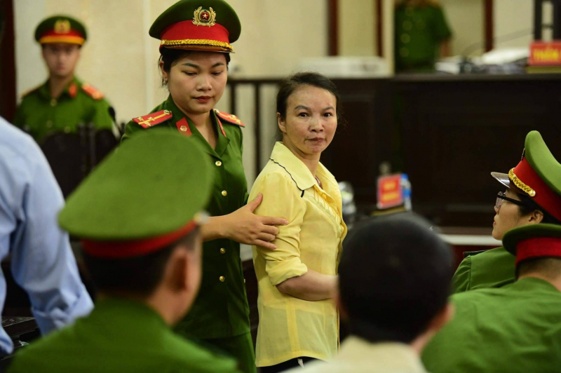 Mẹ nữ sinh giao gà Điện Biên lại sắp hầu tòa.