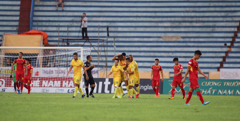 3 bàn thắng của Nam Định được ghi do công của Tony và cú đúp của Đỗ Merlo.