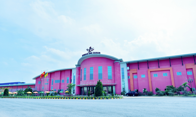 Number One Hà Nam là nhà máy được xây dựng từ năm 2014, trên diện tích 26 ha, thuộc cụm công nghiệp Kiện Khê I (Thanh Liêm, Hà Nam).