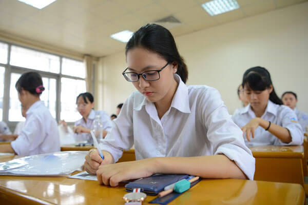 Điểm chuẩn lớp 10 trường THPT Đông Triều tỉnh Quảng Ninh năm 2020.