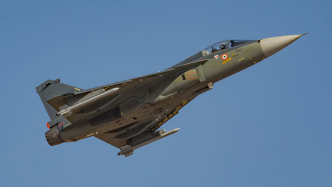 Máy bay chiến đấu hạng nhẹ (LCA) nội địa HAL Tejas của Không quân Ấn Độ