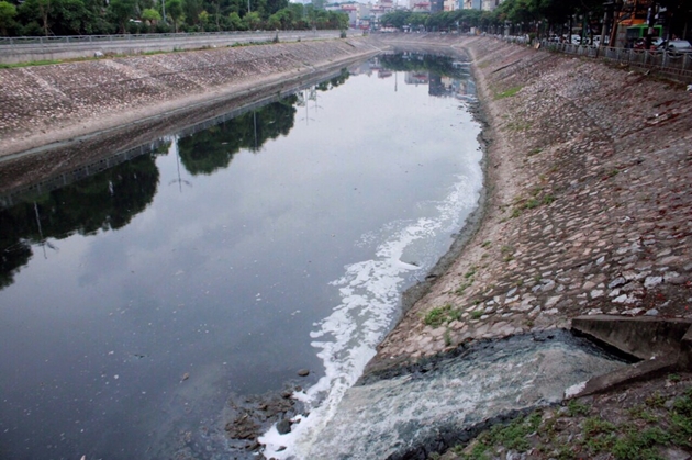 Sẽ có khoảng 12 km cống dự kiến chạy ngầm dưới đáy sông Tô Lịch làm nhiệm vụ dẫn nước thải về nhà máy Yên Xá để xử lý.