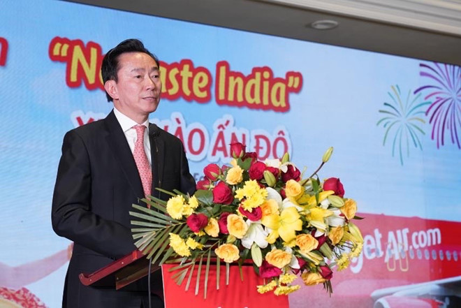 Đại sứ Việt Nam tại Ấn Độ Phạm Sanh Châu chúc mừng Vietjet và ghi nhận những nỗ lực của hãng trong phát triển mối quan hệ hợp tác giữa hai quốc gia Việt Nam - Ấn Độ.