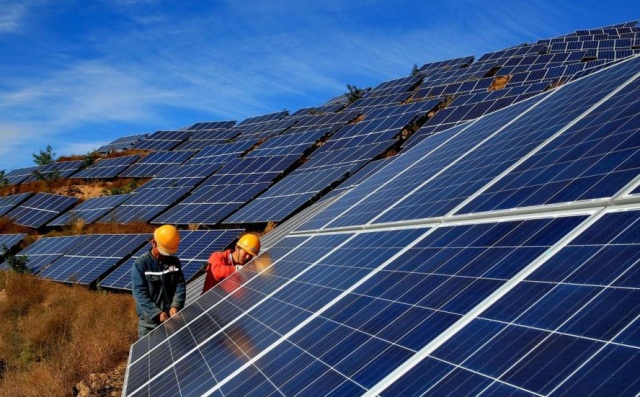 Bộ Công Thương đề xuất cơ chế khuyến khích phát triển các dự án điện mặt trời theo phương án cố định