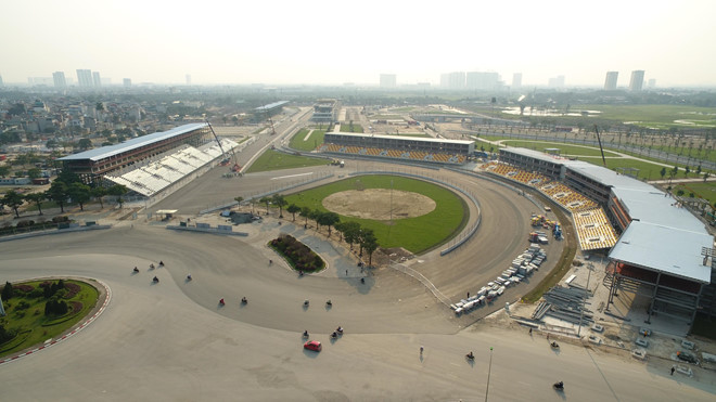 Sau gần 1 năm thi công tính từ tháng 3/2019, công trình đường đua F1 tại Hà Nội đã hoàn thiện 95% .