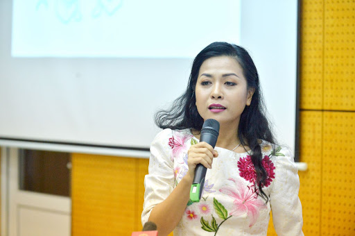 Thương vụ bà Trần Uyên Phương chi xấp xỉ 300 tỷ đồng mua vào gần 6,8 triệu tương đương 21,61% cổ phần Yeah1 thu hút sự quan tâm giới đầu tư.