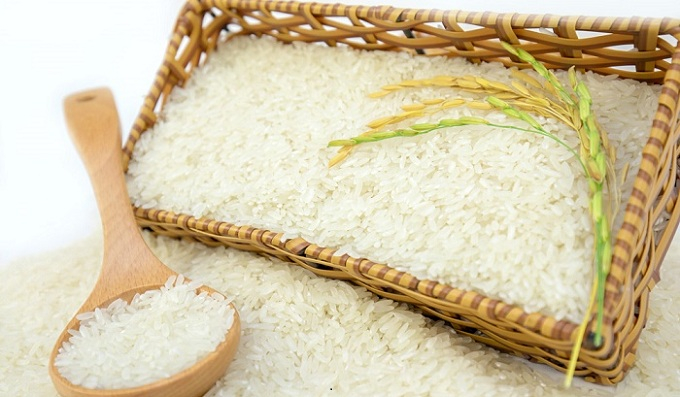 Bảng giá gạo hôm nay 29/3, cuối tuần giá gạo trong nước tăng mạnh chủng loại TP IR 504 vượt mức 9.200 đồng/kg, nhu cầu thu mua từ kho bắt đầu ổn định trở lại.