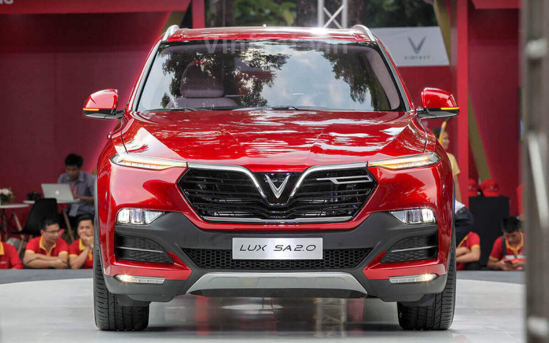 Vinfast Lux SA 2.0 là mẫu xe được cho sẽ cạnh tranh sòng phẳng với Peugeot 5008, Volkswagen Tiguan AllSpace