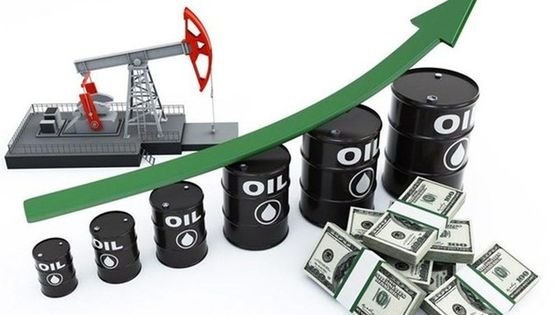 Giá xăng dầu hôm nay 15/5, sau khi các quốc gia đồng loạt giảm sản lượng, giá nhiên liệu đang quay về những ngưỡng giá cao hơn.