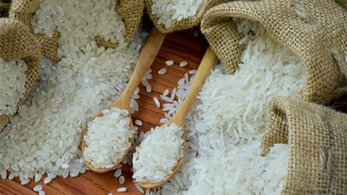 Giá gạo hôm nay 16/5, giá lúa được thương lái thu mua tại ruộng ở mức cao chưa từng có nhưng nông dân không còn để bán, trong khi đó Trung Quốc tăng mua gạo Việt Nam.