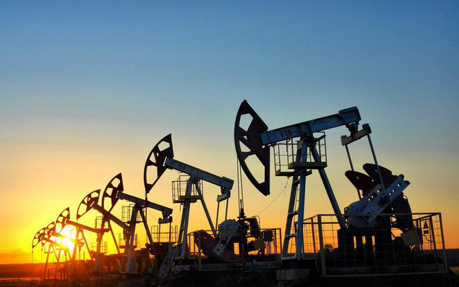Giá xăng dầu hôm nay 2/6, đầu tháng 6 tâm điểm của thị trường dầu thô sẽ là cuộc họp tháng 6 của nhóm OPEC+ điều này sẽ quyết định hướng đi của giá dầu.