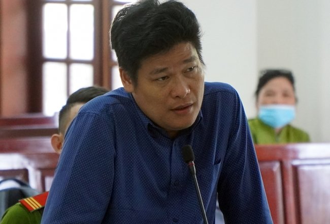 Nguyễn Tấn Lương tại phiên tòa.