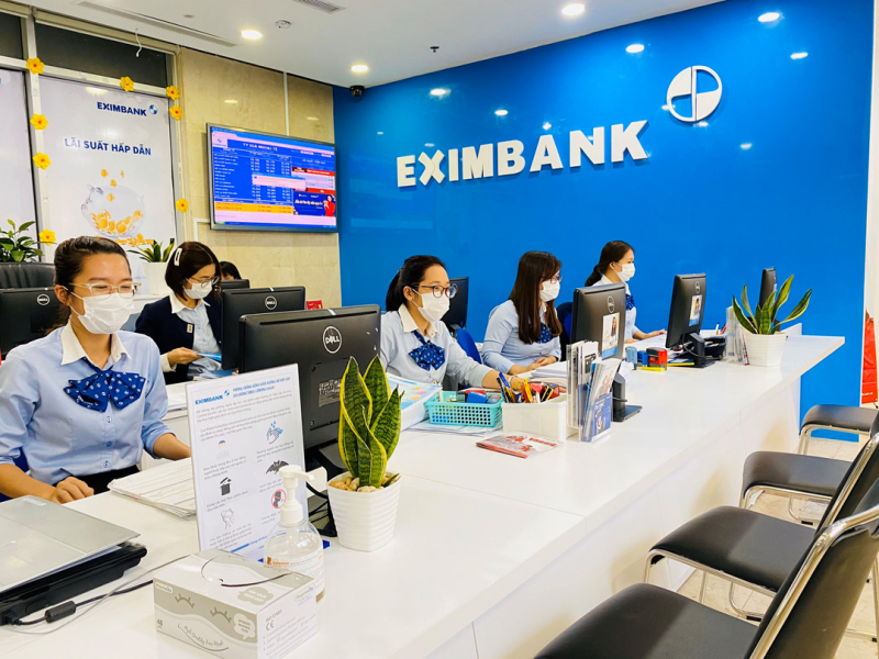 Ngân hàng Eximbank hiện vẫn chưa có tổng giám đốc sau cuộc chiến tranh giành quyền lực. Nhiều biến cố lớn đã ập đến với ngân hàng này suốt thời gian qua.