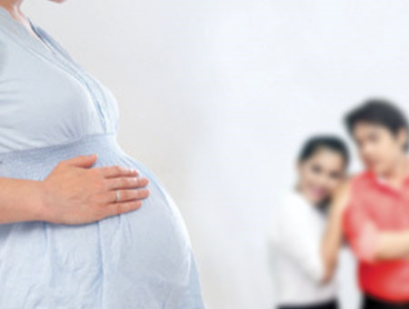 Trường hợp sinh con bằng kỹ thuật hỗ trợ sinh sản, sinh sản vô tính, mang thai hộ vì mục đích thương mại sẽ bị phạt 5-10 triệu đồng.