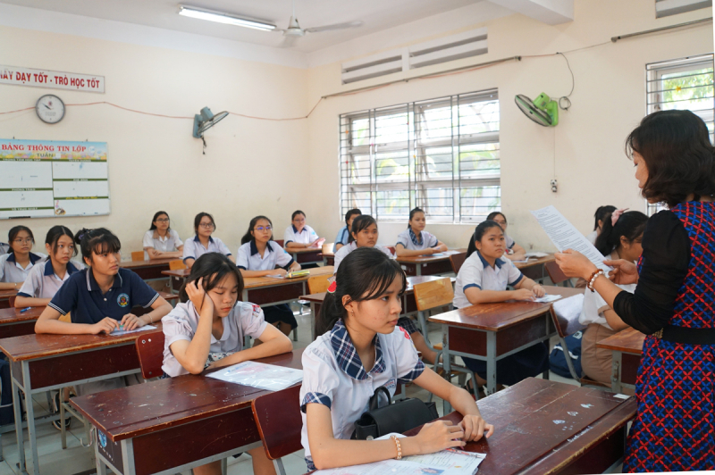 Đáp án đề thi vào lớp 10 năm 2020 môn Toán - Chuyên Toán tỉnh Lào Cai