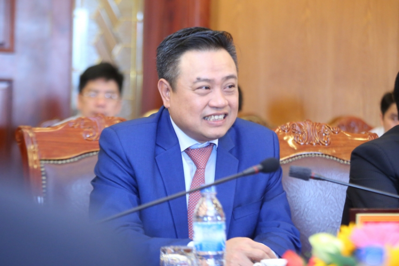 Chủ tịch Hội đồng thành viên Tập đoàn dầu khí quốc gia Việt Nam Trần Sỹ Thanh được điều động, bổ nhiệm làm Phó chủ nhiệm Văn phòng Quốc hội.