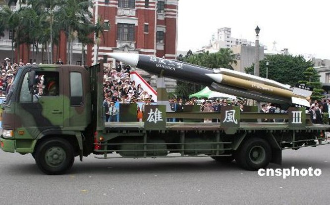 Tên lửa đạn đạo đất đối đất Hùng Phong-3 (Ảnh: CNS).