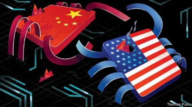 Việc cạnh tranh Trung - Mỹ trong lĩnh vực chip đã trở nên rất gay cấn (Ảnh: Bloomberg).