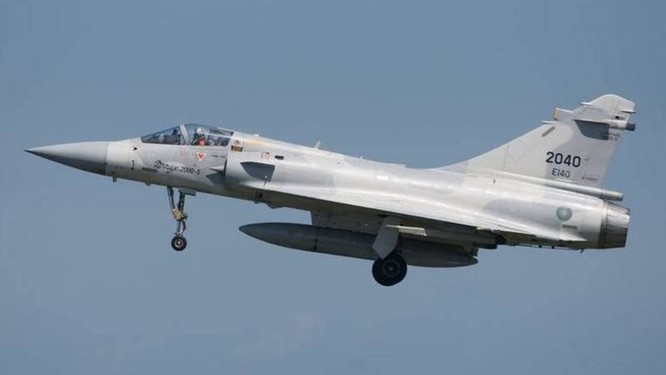 Đài Loan hiện sở hữu 60 chiếc Mirage-2000 mua của Pháp (Ảnh: BBC).