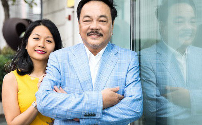 Bà Trần Uyên Phương bên người cha thân yêu của mình doanh nhân Trần Quí Thanh – nhà sáng lập, Chủ tịch HĐQT Tân Hiệp Phát.