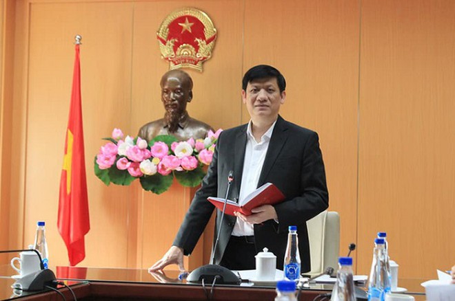 Bộ trưởng Y tế Nguyễn Thanh Long khẳng định trước diễn biến phức tạp của dịch trên thế giới, nguy cơ lây nhiễm Covid-19 từ các nước vào Việt Nam là rất lớn.