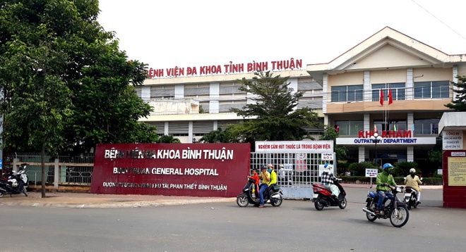 Sức khỏe của người nước ngoài nghi mắc Covid-19 ổn định, đang được cách ly tại Bệnh viên Đa khoa tỉnh Bình Thuận. Ảnh: Tuấn Kiệt.
