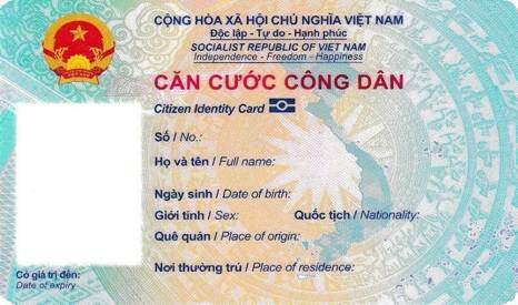 Mẫu thẻ căn cước công dân gắn chíp điện tử được Bộ trưởng Bộ Công an chính thức thông qua với các đặc điểm nhận dạng rõ nét.