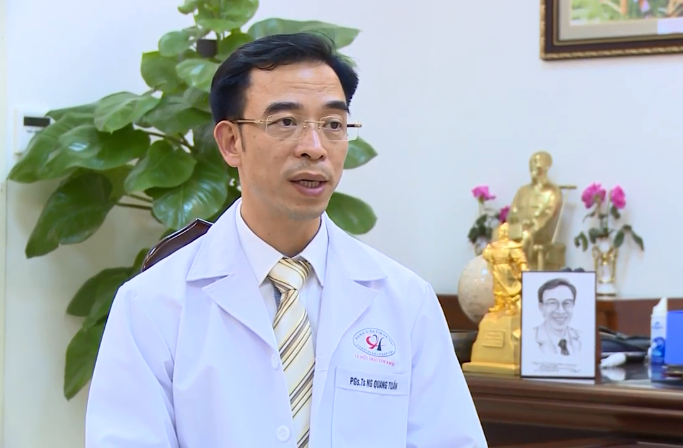 Giáo sư Nguyễn Quang Tuấn - Giám đốc Bệnh viện Bạch Mai vừa bị khởi tố liên quan đến sai phạm thời còn làm Giám đốc Bệnh viện Tim Hà Nội.