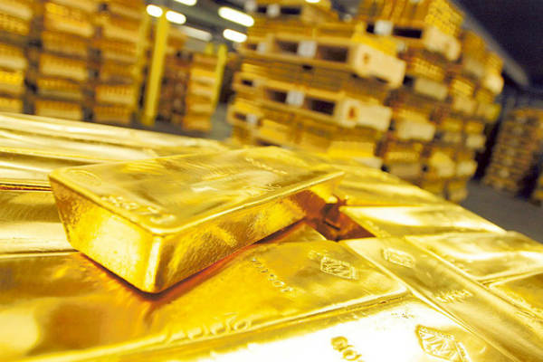 Bảng giá vàng hôm nay 18/1/2022, đầu tuần ghi nhận giá vàng SJC tăng mạnh, trong khi giá vàng thế giới quy đổi theo tỉ giá niêm yết trên 50 triệu đồng/lượng.