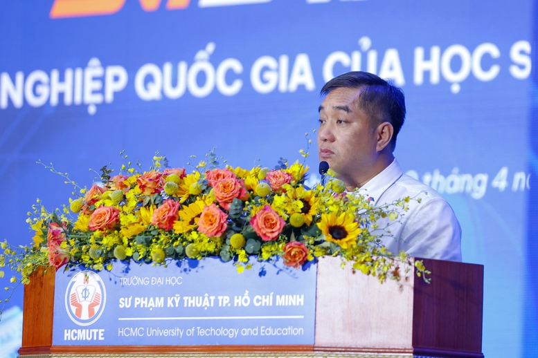 Thủ tướng: 'Thần tốc táo bạo' để đưa Việt Nam trở thành trung tâm đổi mới sáng tạo- Ảnh 9.