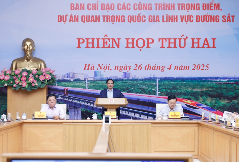 Thủ tướng: Khẩn trương trình Quốc hội các cơ chế đặc thù thống nhất cho tất cả các dự án đường sắt- Ảnh 2.