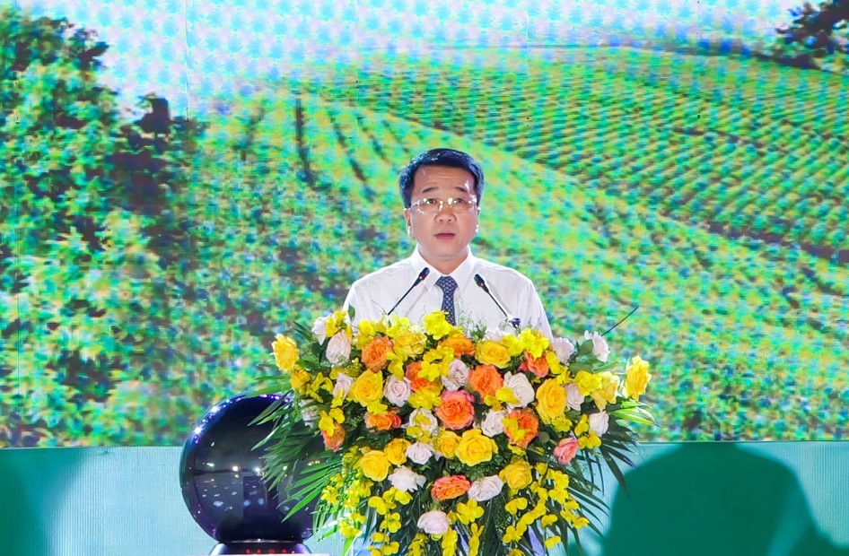 mua-du-lich-thai-nguyen-6-1745757792.jpg