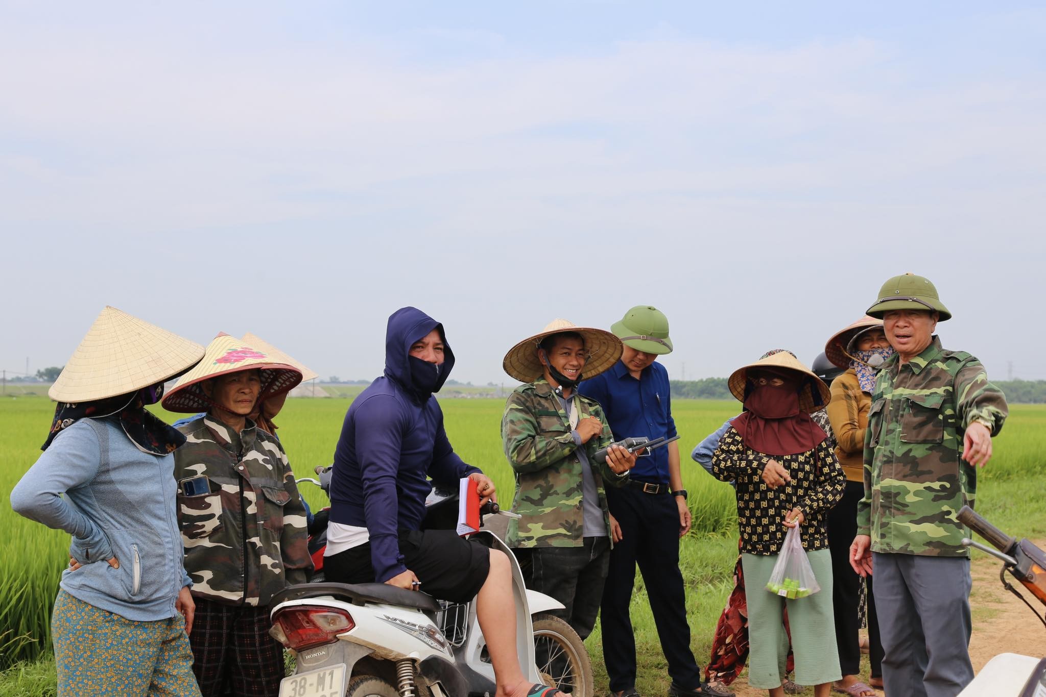 may-bay-khong-nguoi-lai-2-1745765037.jpg