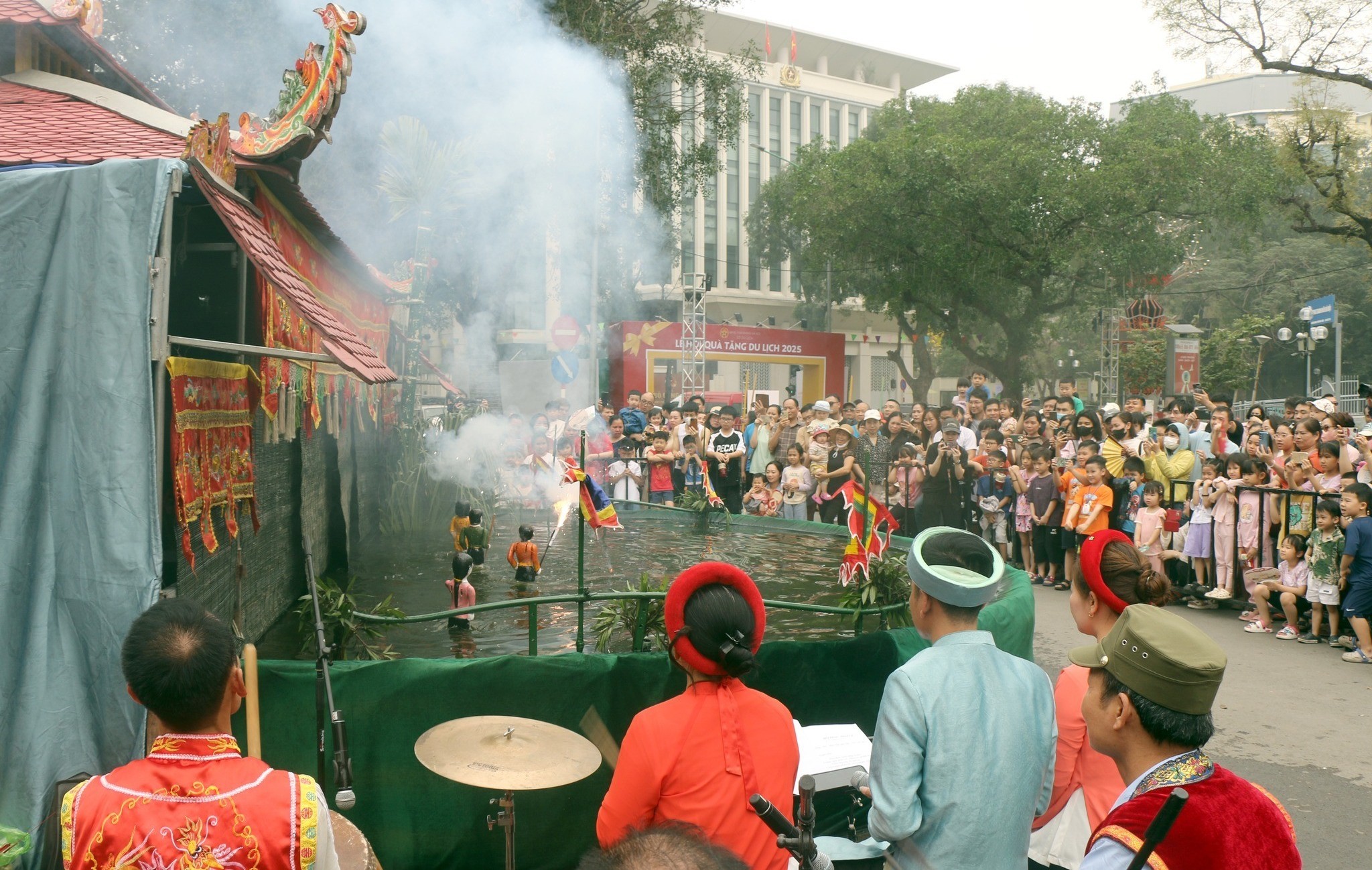 du-lich-ha-noi-4-1746277643.jpg