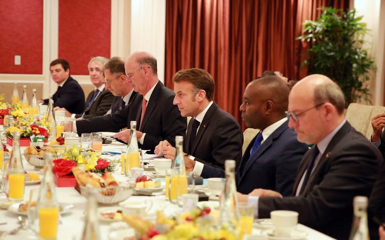 Tổng thống Pháp Emmanuel Macron làm việc với Phó Thủ tướng Trần Hồng Hà về lĩnh vực chuyển đổi năng lượng- Ảnh 3.