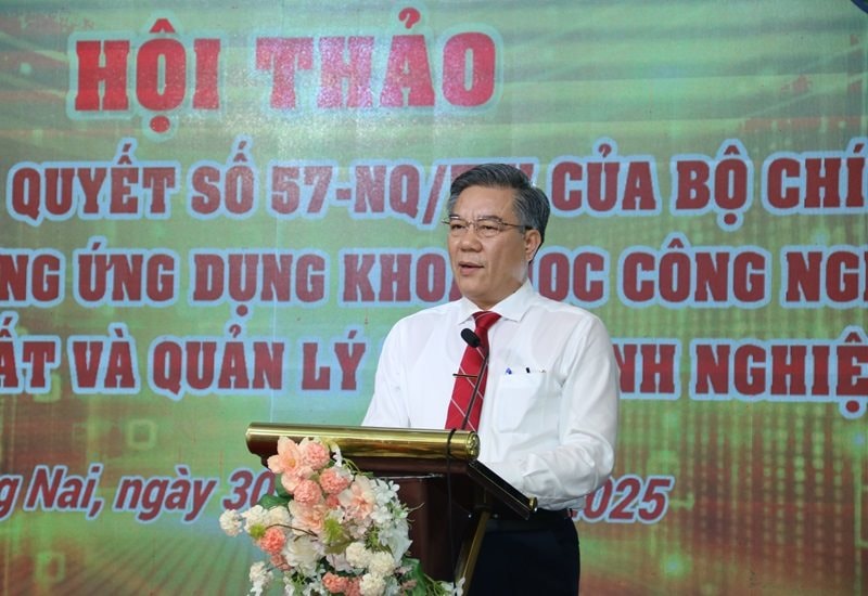 ong-duong-minh-dung-pho-chu-tich-ubnd-tinh-dong-nai-phat-bieu-tai-hoi-thao.jpg
