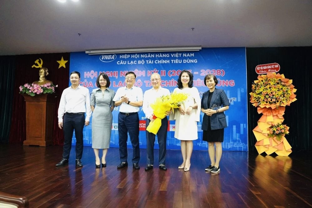 cau-lac-bo-tai-chinh-tieu-dung-to-chuc-thanh-cong-hoi-nghi-nhiem-ky-ii_6842c5709adb0.jpg